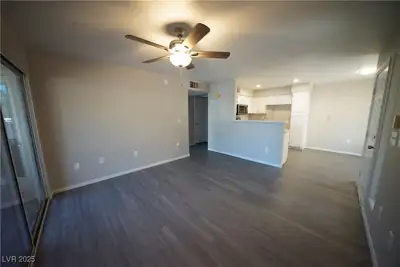 5710 East Tropicana Avenue 1060 Living Room