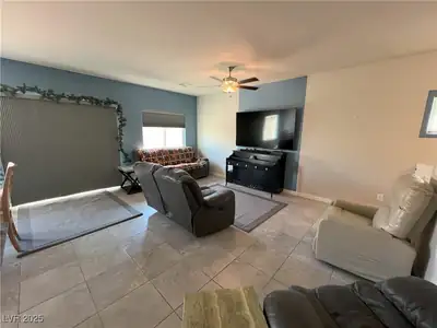 9551 Spyglass Run Avenue, Las Vegas, NV 89178 Living Room