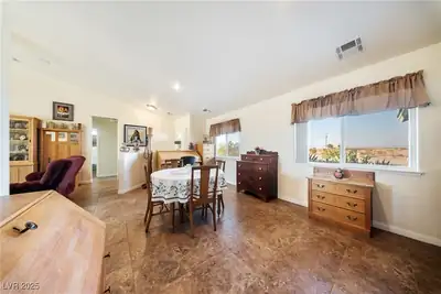 4153 West Panorama Street Living Room