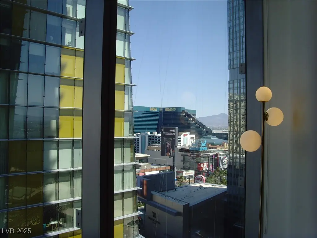 3726 Las Vegas Boulevard 1411