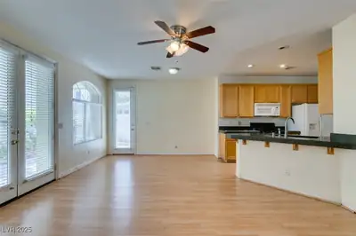 1004 Collingtree Street, Las Vegas, NV 89145 Kitchen
