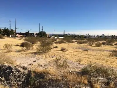 24 Mayflower North Las Vegas, NV 89030