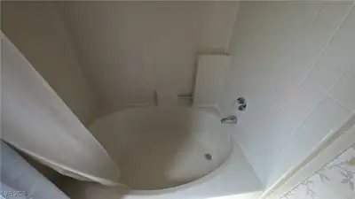 108 East Reibel Street, Beatty, NV 89003 Bathroom