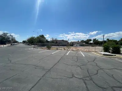 3300 North Michael Way Parking