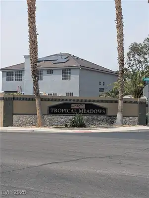 6805 Silver Chisel Avenue, Las Vegas