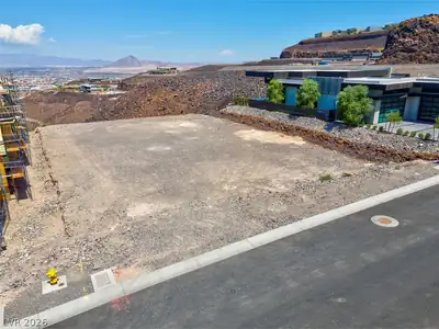 567 Rock Peak Drive Henderson, NV 89012