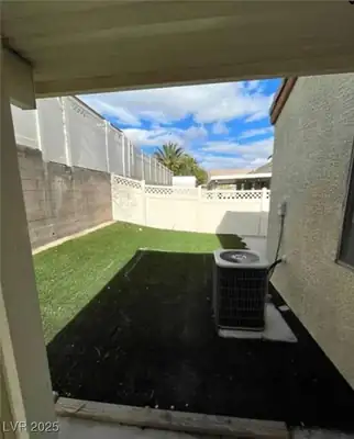 5713 Lawrence Street, North Las Vegas, NV 89081 Yard