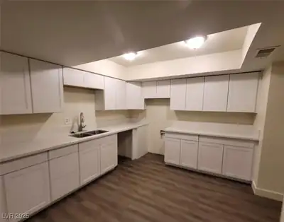 3364 Royce Court, Las Vegas, NV 89121 Kitchen
