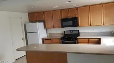 970 Flapjack Drive, Henderson, NV 89014 Kitchen