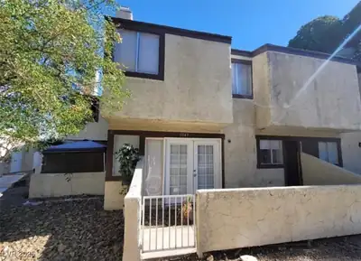 5049 Spencer Street D Las Vegas, NV 89119