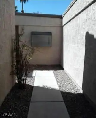 4453 Alto Verde Drive, Las Vegas, NV 89119 Patio
