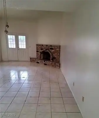4453 Alto Verde Drive, Las Vegas, NV 89119 Living Room