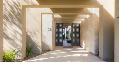 28 Painted Feather Way, Las Vegas, NV 89135 