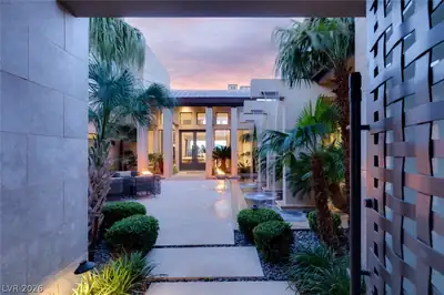 28 Painted Feather Way, Las Vegas, NV 89135 