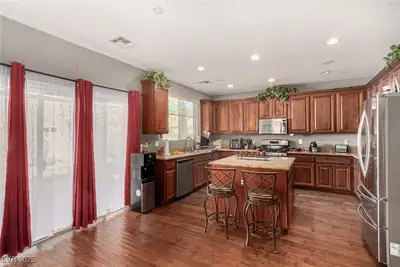 5241 Wild Sunflower Street, North Las Vegas, NV 89081 Kitchen