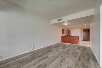 4575 Dean Martin Drive 711 Living Room