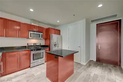 4575 Dean Martin Drive 711 Kitchen