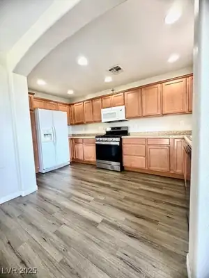 2170 Dragon Claw Lane, Las Vegas, NV 89156 Kitchen