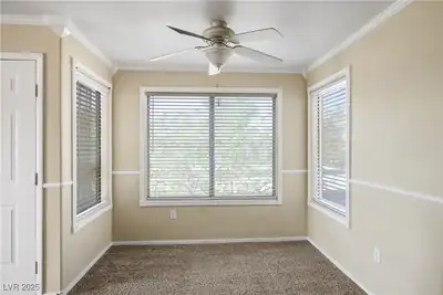 5710 East Tropicana Avenue 2068 Dining Area