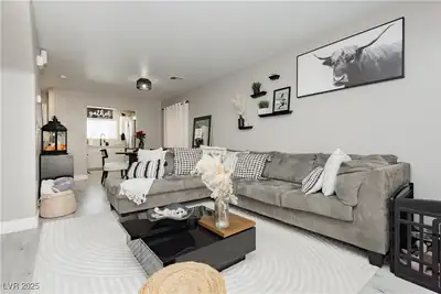 4774 Valleyside Avenue, Las Vegas, NV 89115 Living Room
