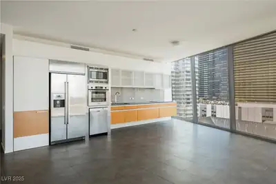 3726 LAS VEGAS Boulevard 1012 Kitchen