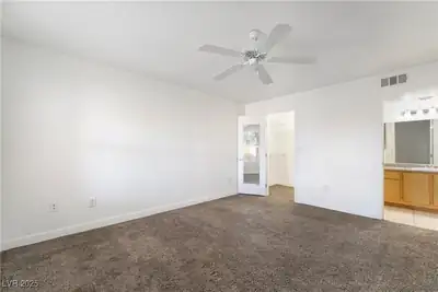 5055 West Hacienda Avenue 2127 Bedroom