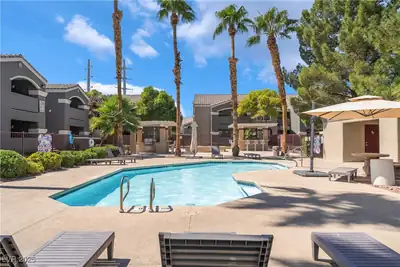 5055 West Hacienda Avenue 2127 Pool
