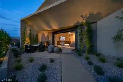 2655 East Juniper Branch Street Patio