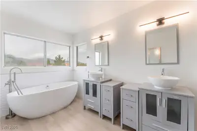 3695 Funston Way, Las Vegas, NV 89129 Bathroom