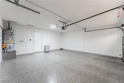 3695 Funston Way, Las Vegas, NV 89129 Garage