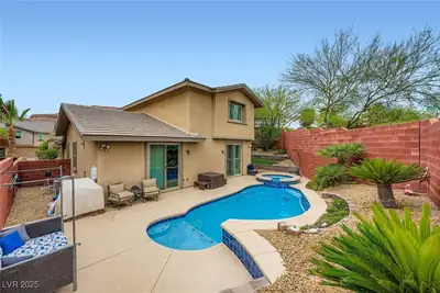 5568 Trilling Bird Drive Las Vegas, NV 89135