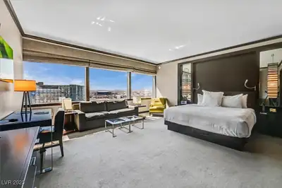 2600 West Harmon Avenue 22039 Bedroom