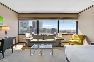 2600 West Harmon Avenue 22039 Bedroom
