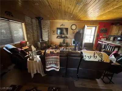1923 East 2100 S Living Room