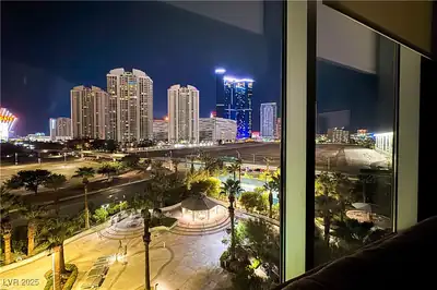 222 Karen Avenue 601 View