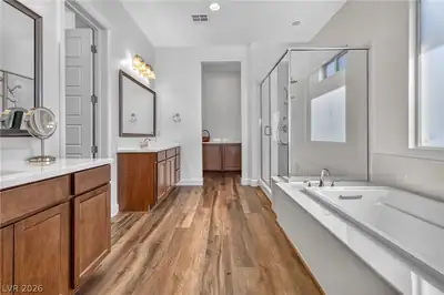 29 Porto Malaga Street, Henderson, NV 89011 Primary Bathroom