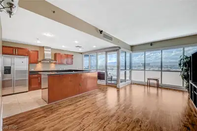 4575 Dean Martin Drive 806 Kitchen