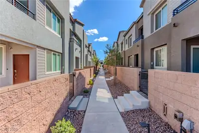 1521 Eva Crossing Place, Henderson, NV 89002 Community