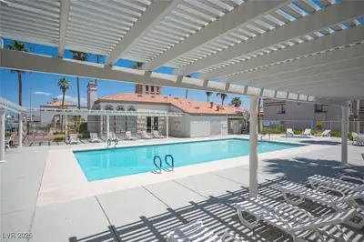 3150 Soft Breezes Drive 2220 Pool