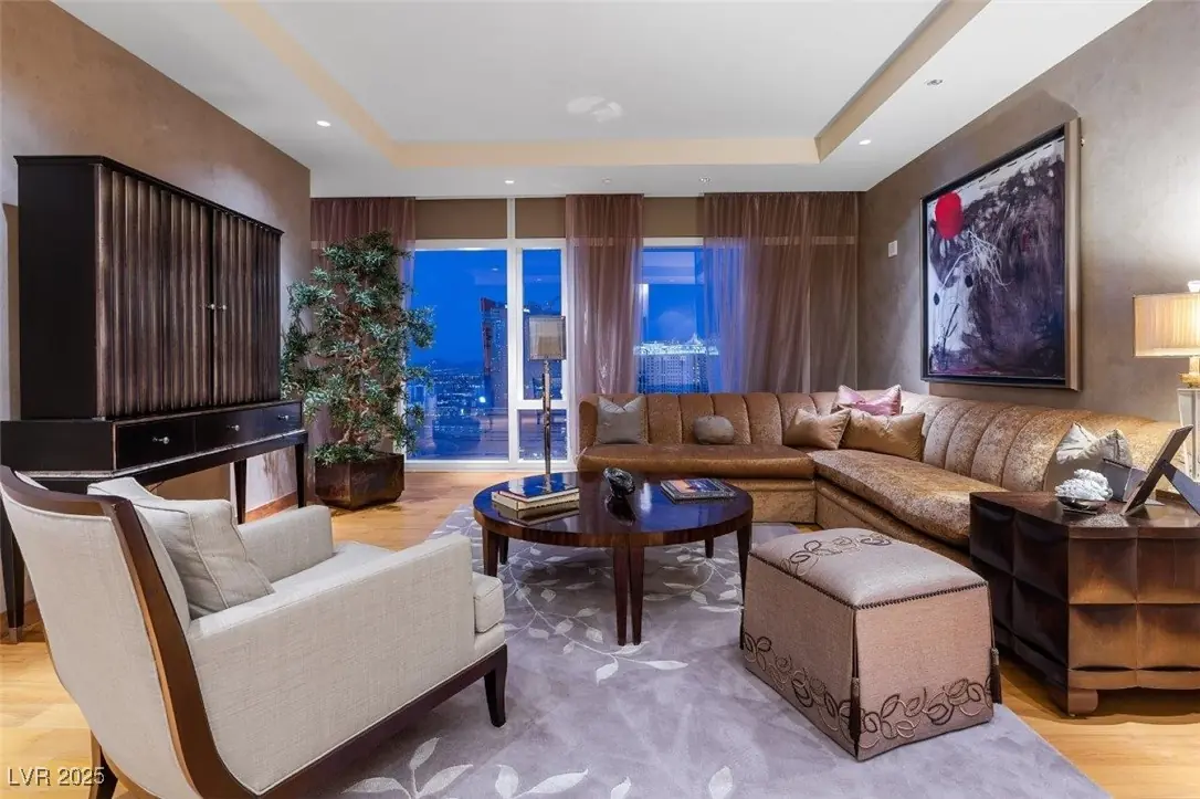 3750 Las Vegas Boulevard 2608