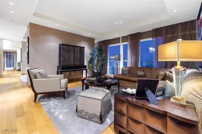 3750 Las Vegas Boulevard 2608 Living Room