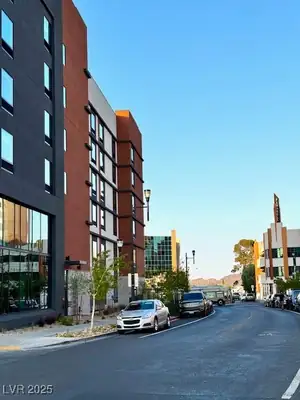 203 West Pacific Avenue Community
