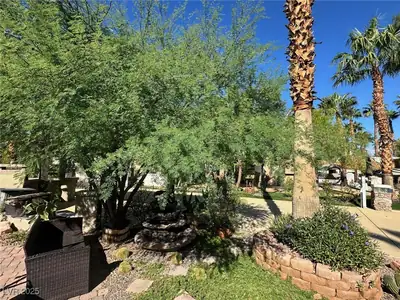 8175 Arville Street 109 Yard