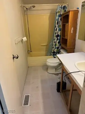 416 Jefferson Drive, Round Mountain, NV 89045 Bathroom