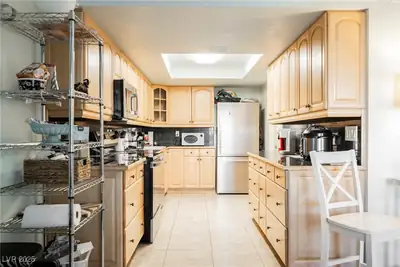 687 Marina Drive 39 Kitchen