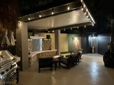 8175 Arville Street 1, Las Vegas, NV 89139 Lobby