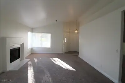 1629 British Cup Drive, Las Vegas, NV 89117 