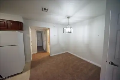 2606 South Durango Drive 264, Las Vegas, NV 89117 