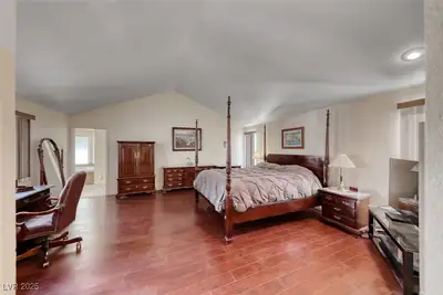 2504 Windjammer Way, Las Vegas, NV 89107 Primary Bedroom