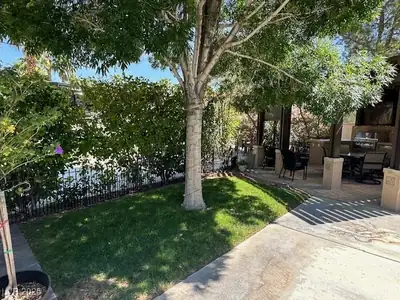 8175 Arville Street 171, Las Vegas, NV 89139 Yard